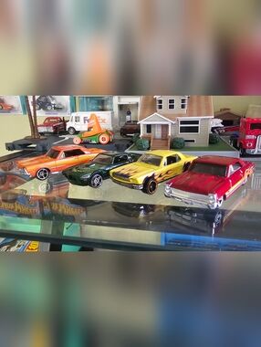 Hot Wheels Lot Of 4